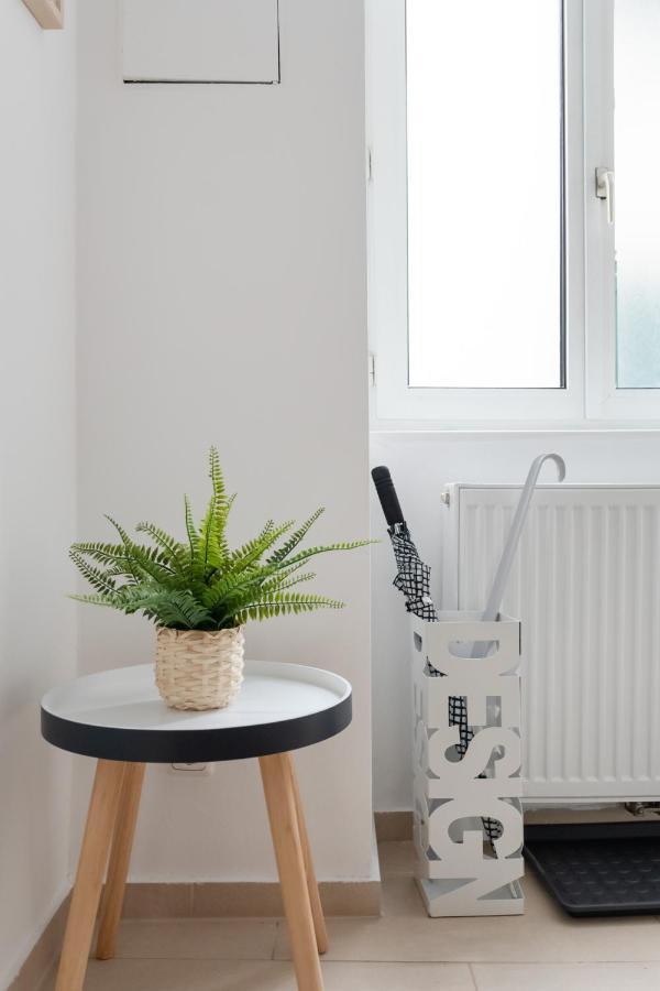 Bright, Cozy & Quiet Apartment Viena Exterior foto